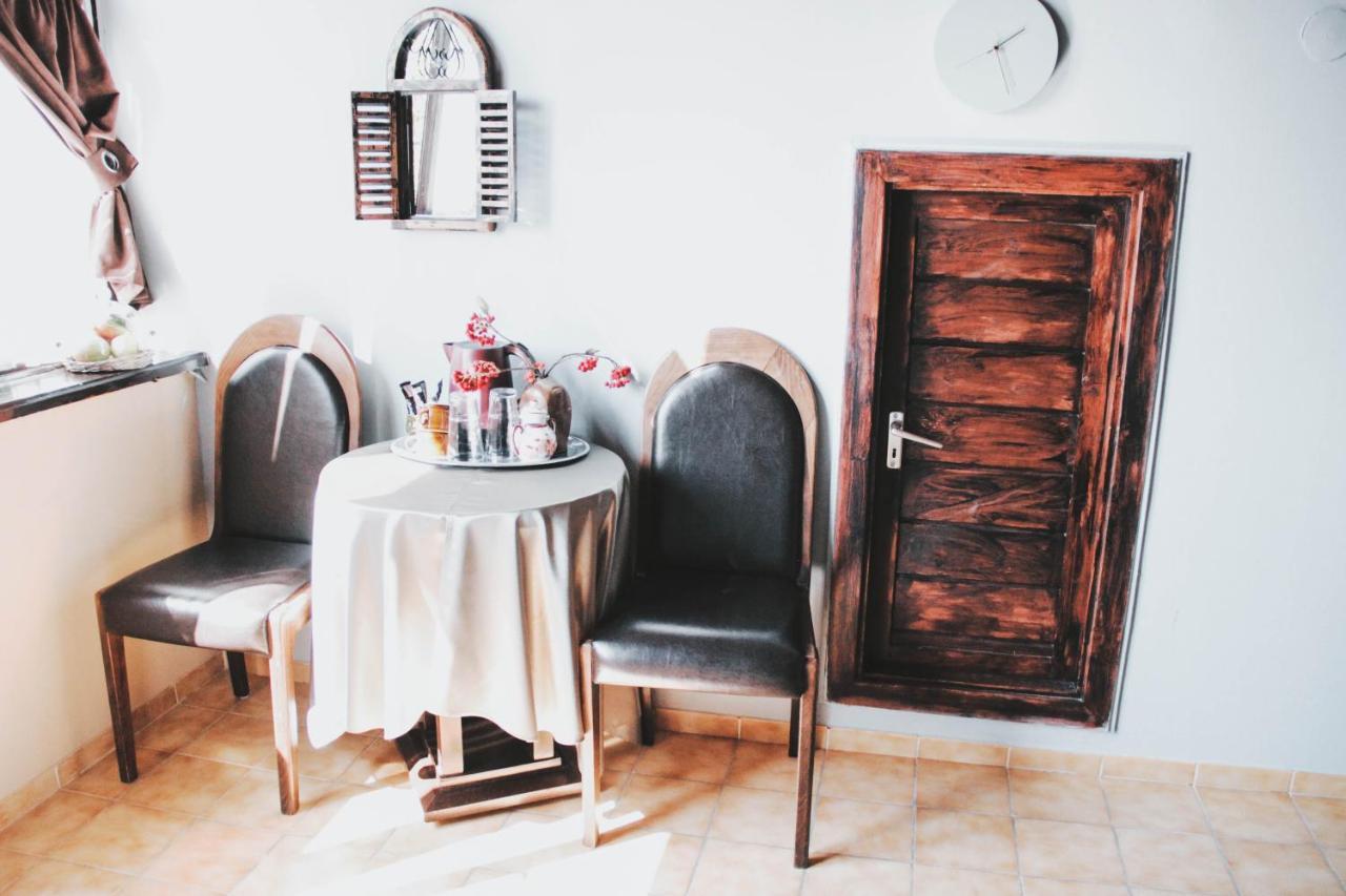 Bed and breakfast Pannonhalma Panzio Extérieur photo