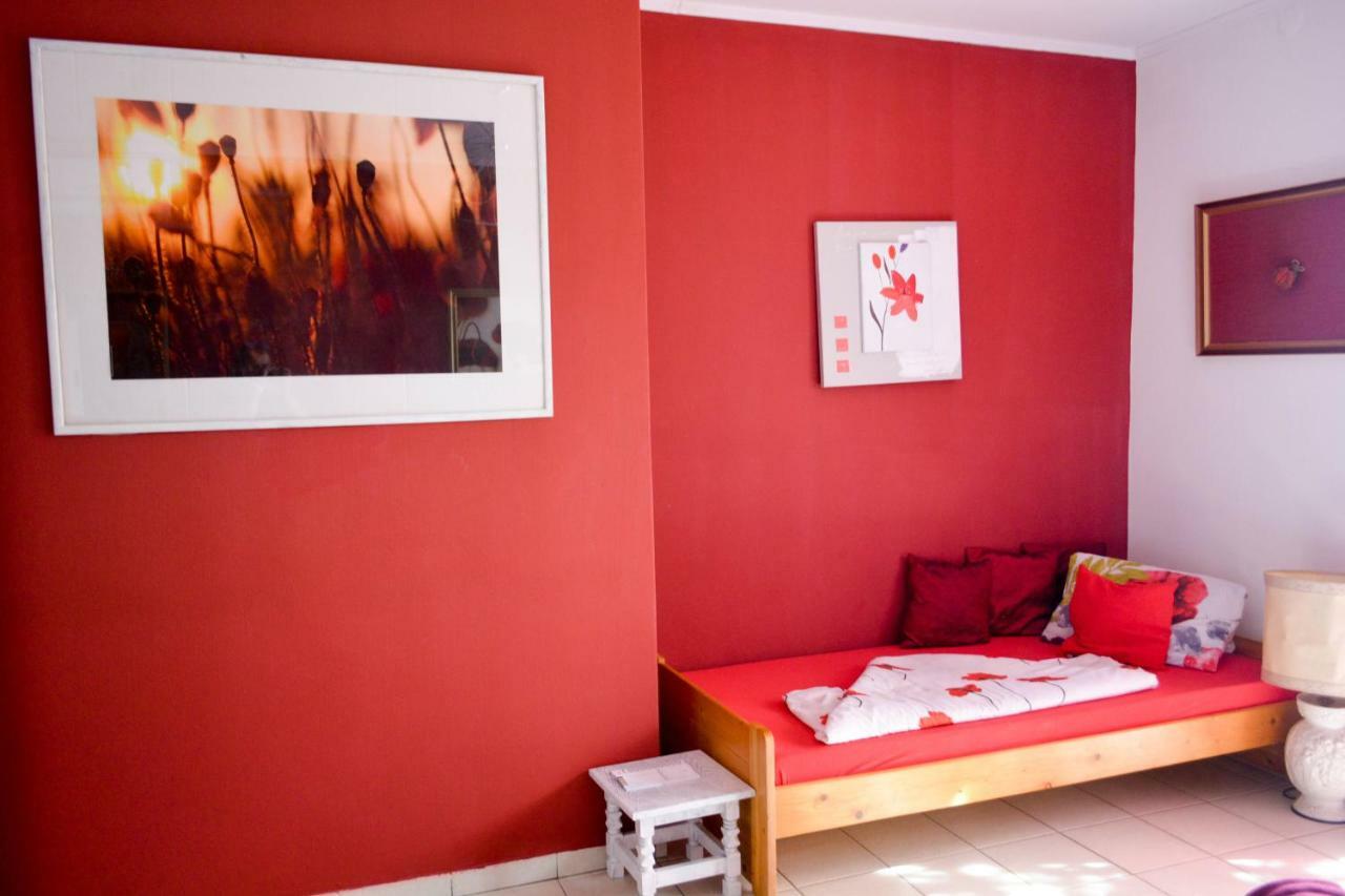 Bed and breakfast Pannonhalma Panzio Extérieur photo